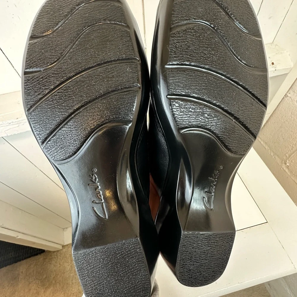 Clarks Bendables Slip-On Clogs Women’s Size 9.5 Classic Black Like New Leather - Picture 8 of 11